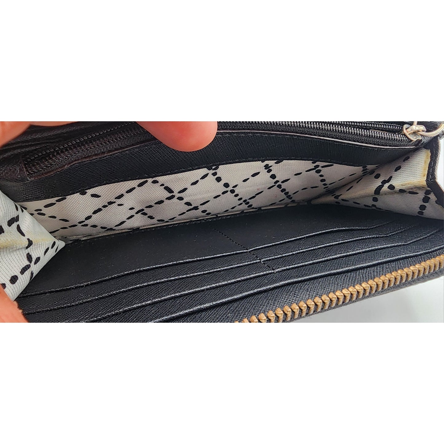 Kate Spade Zip Around Wallet